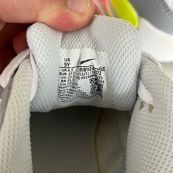 Never Used Nike Air Max! - Picture 5 of 5